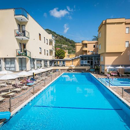 Casa Vacanza San Pietro Maiori Ngoại thất bức ảnh
