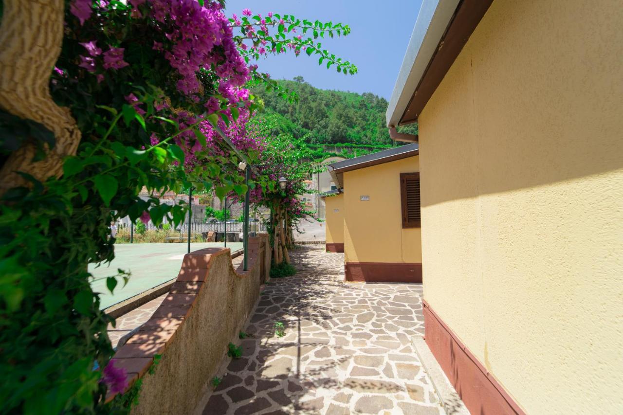 Casa Vacanza San Pietro Maiori Ngoại thất bức ảnh