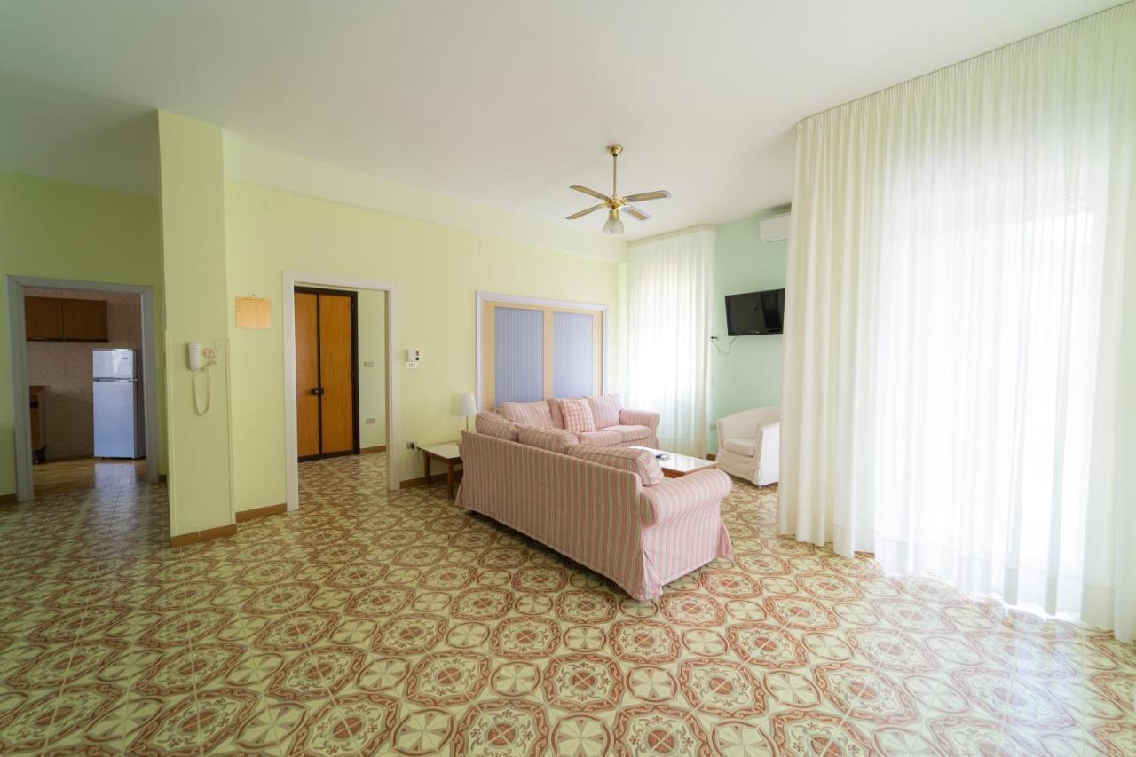 Casa Vacanza San Pietro Maiori Ngoại thất bức ảnh