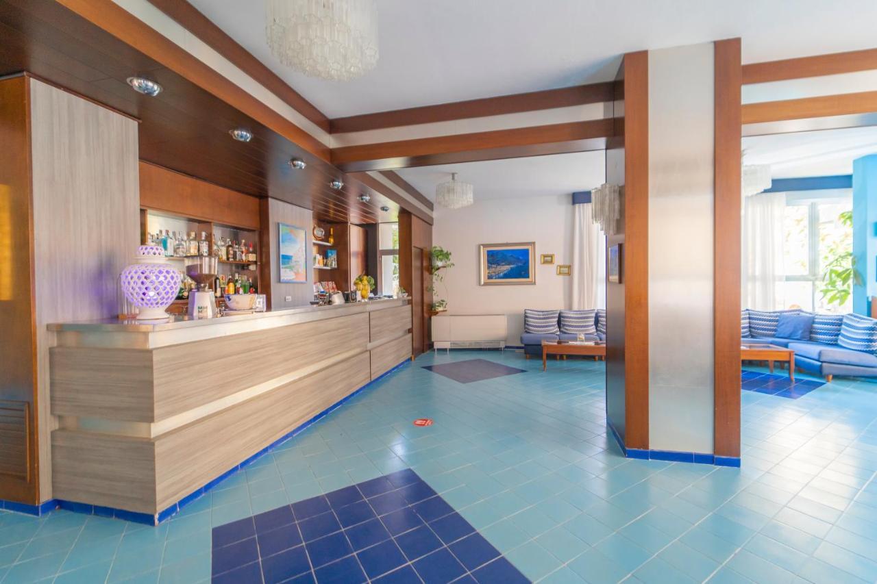 Casa Vacanza San Pietro Maiori Ngoại thất bức ảnh