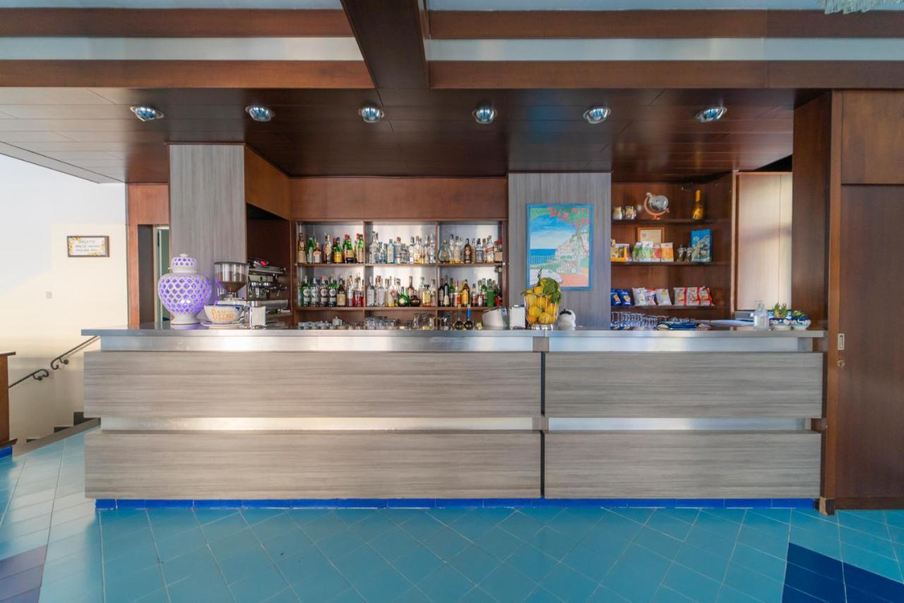 Casa Vacanza San Pietro Maiori Ngoại thất bức ảnh