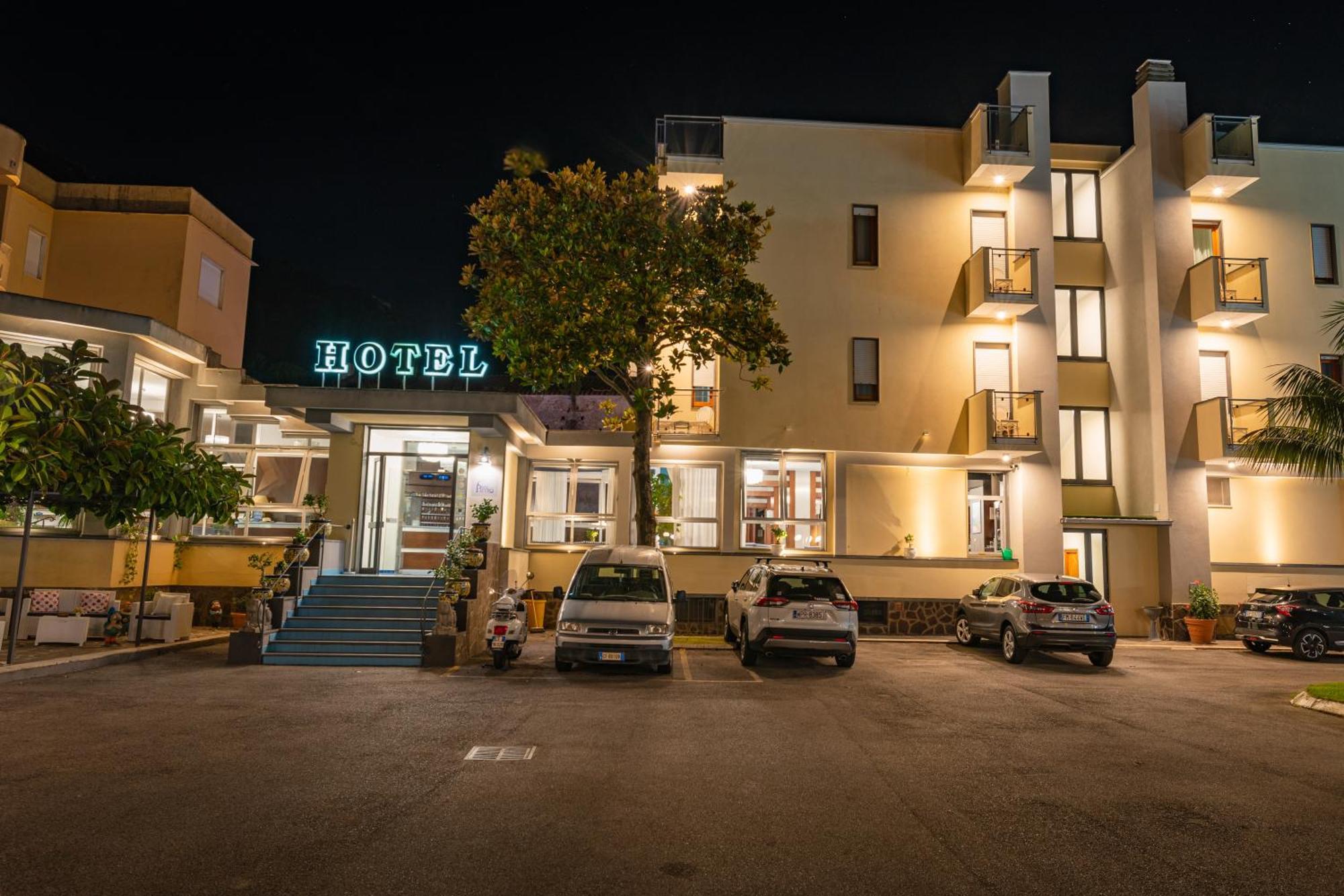 Casa Vacanza San Pietro Maiori Ngoại thất bức ảnh