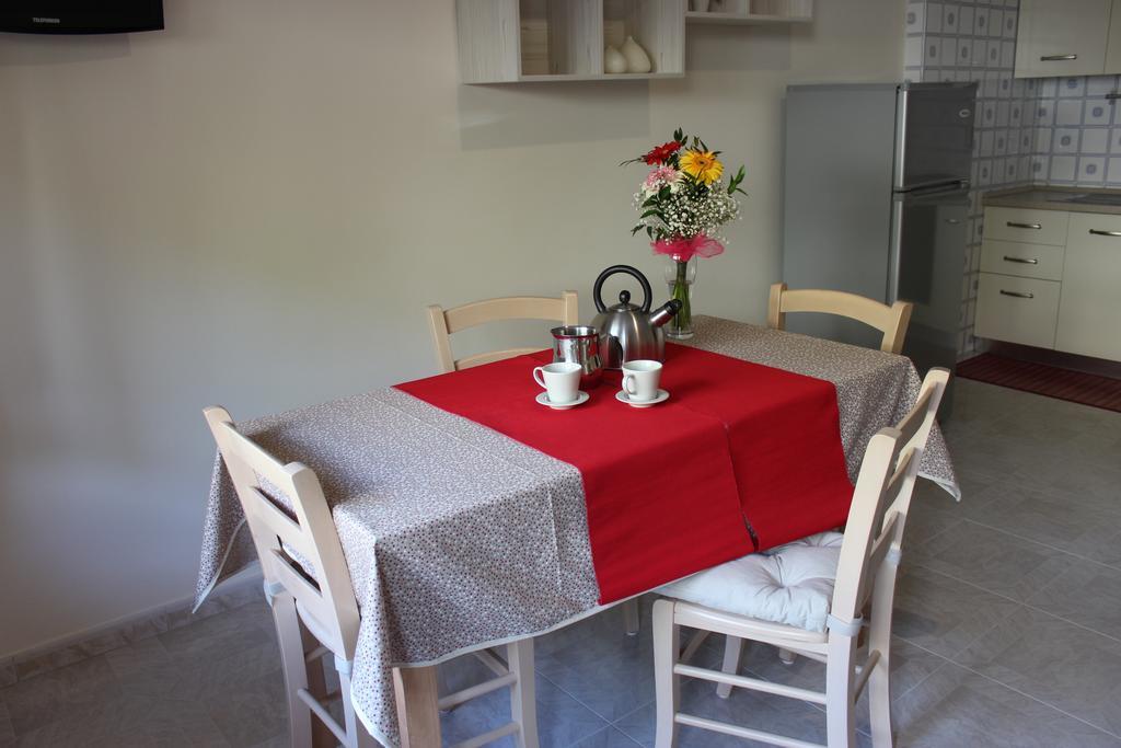 Casa Vacanza San Pietro Maiori Ngoại thất bức ảnh