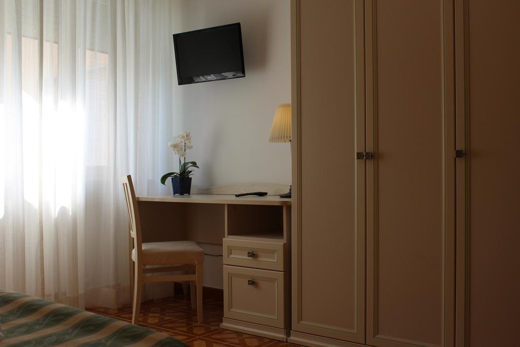 Casa Vacanza San Pietro Maiori Ngoại thất bức ảnh