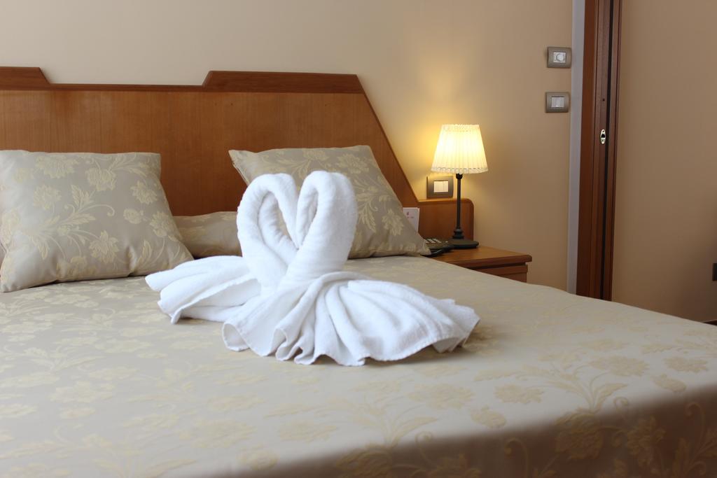 Casa Vacanza San Pietro Maiori Ngoại thất bức ảnh